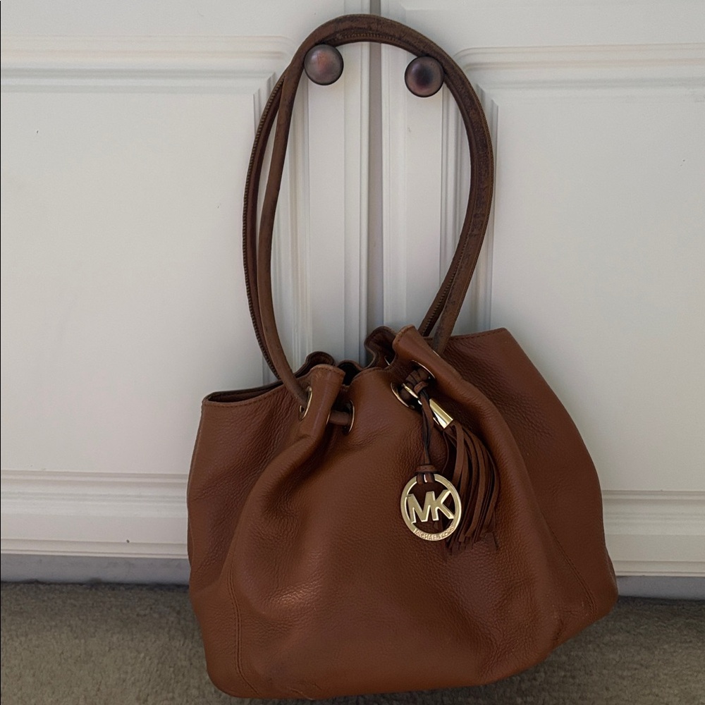 Michael Kors Tan Leather Large  Bucket Bag
